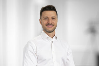 Portrait Bernard Raja